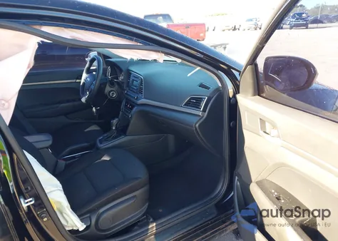 2018 Hyundai Elantra Se из США, поврежденный, VIN KMHD74LF4JU610588